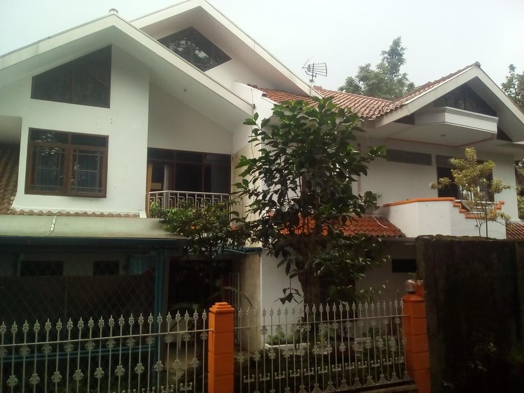 Simply Homy Guest House Pasteur Bandung Exterior photo