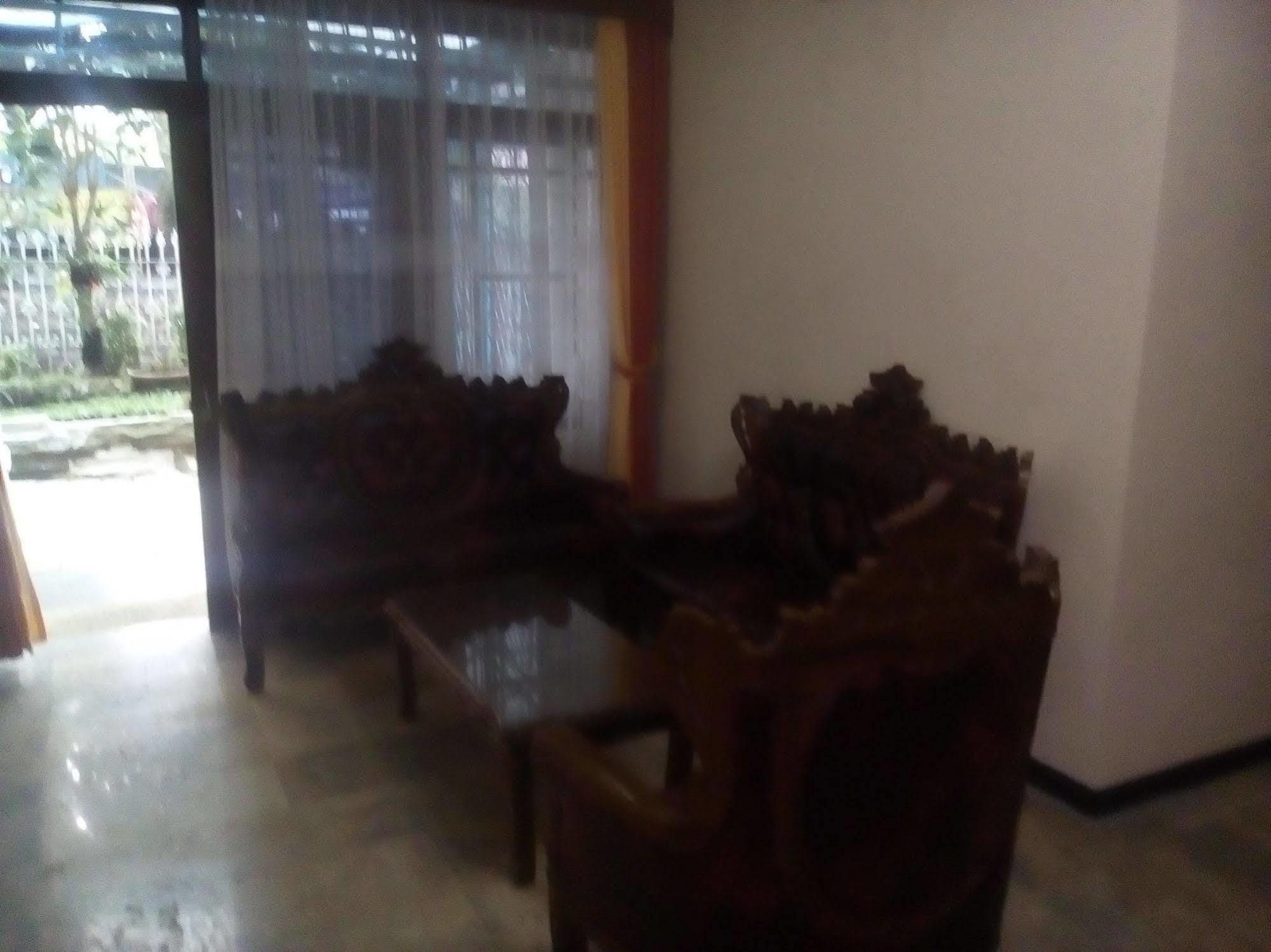 Simply Homy Guest House Pasteur Bandung Exterior photo