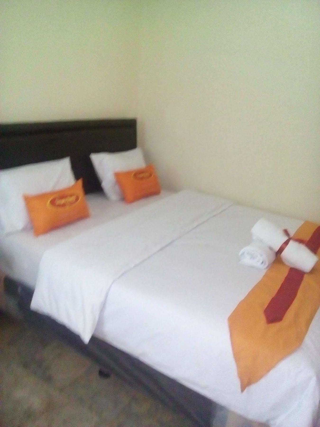 Simply Homy Guest House Pasteur Bandung Exterior photo